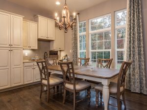 Liberty Ridge kitchen nook